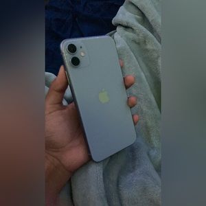 iPhone 11 (Locked)
